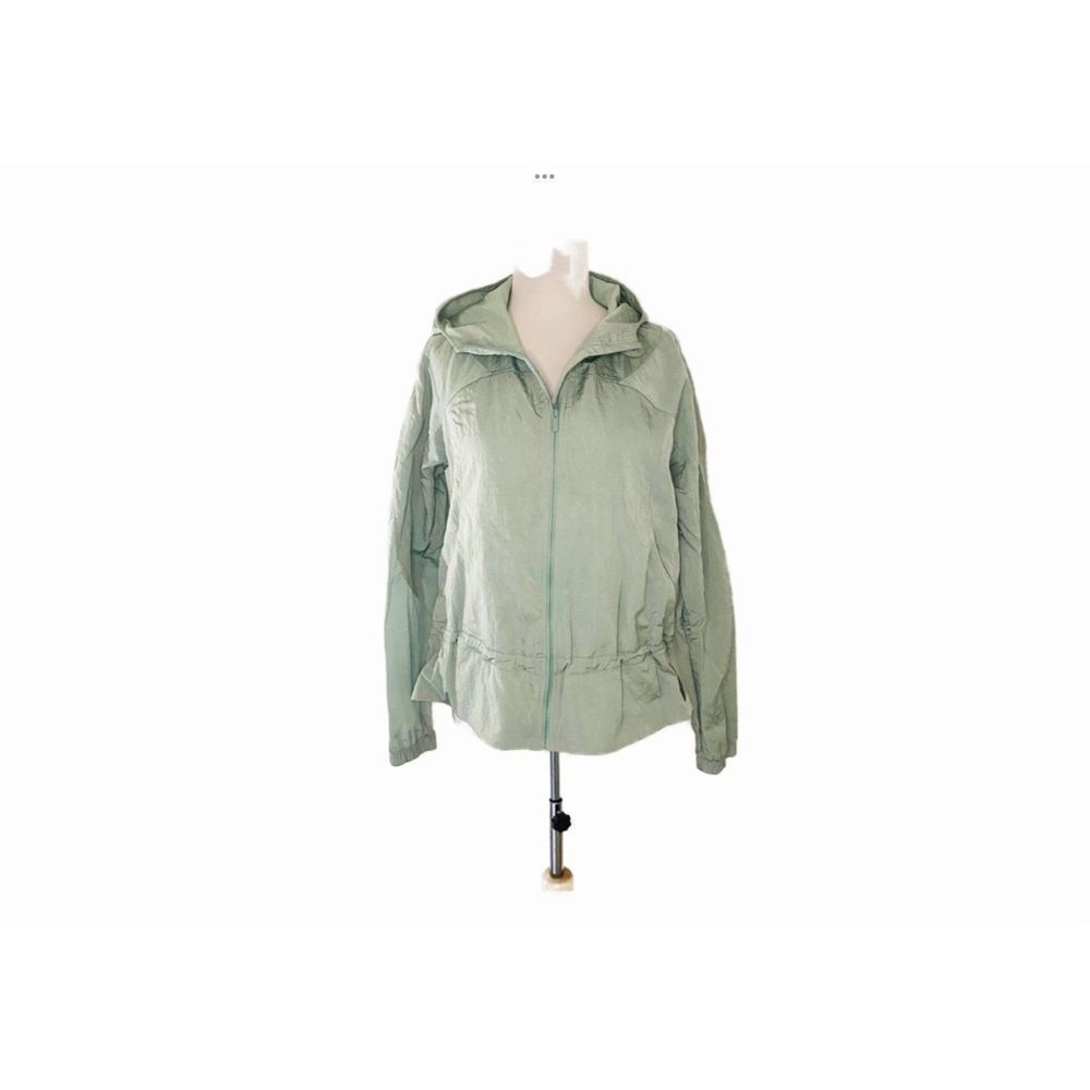 Lululemon Ready to Go Hooded Jacket Green Size 6
